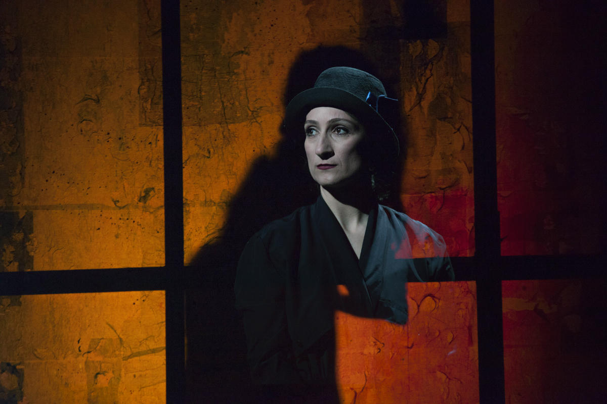 Ազգի ողբերգութիւնը Զապէլի կենսագրութեան մէջ